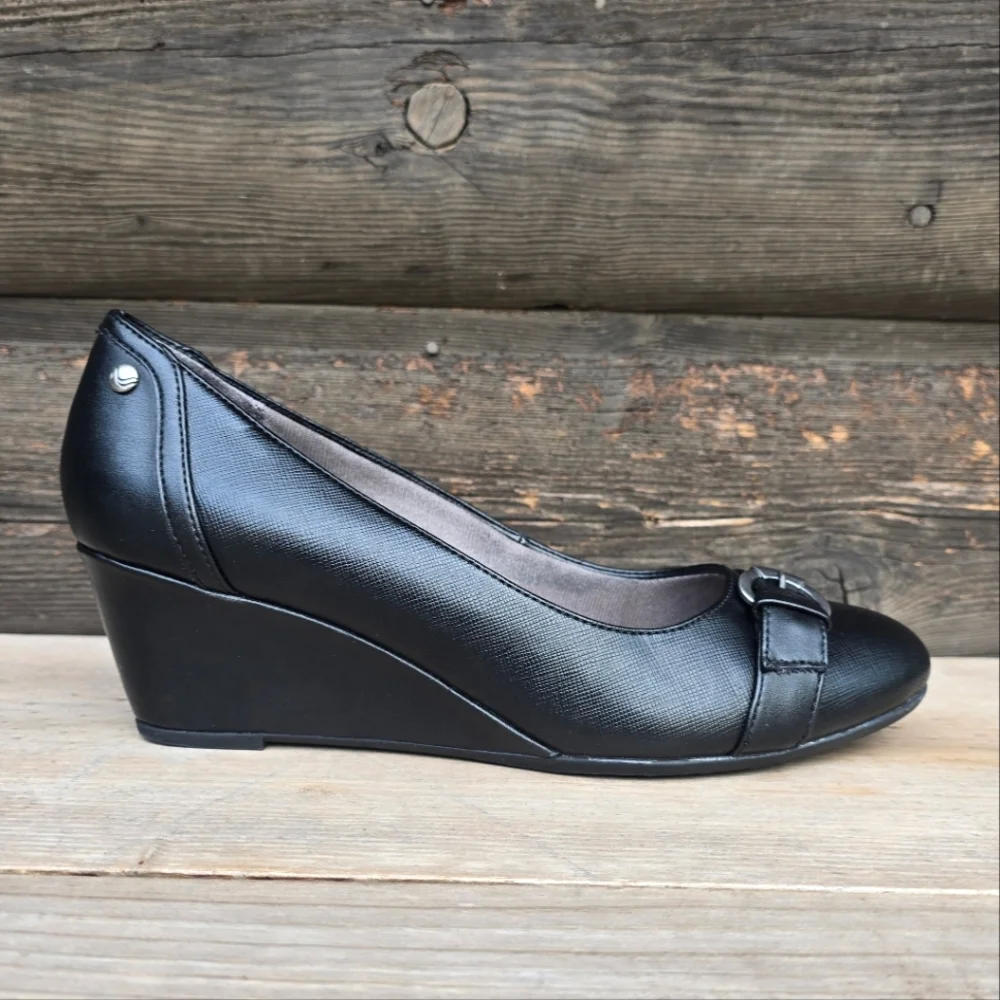 Life Stride Julep Y2K Office Siren Revival  Comfort Wedge Pump 10M